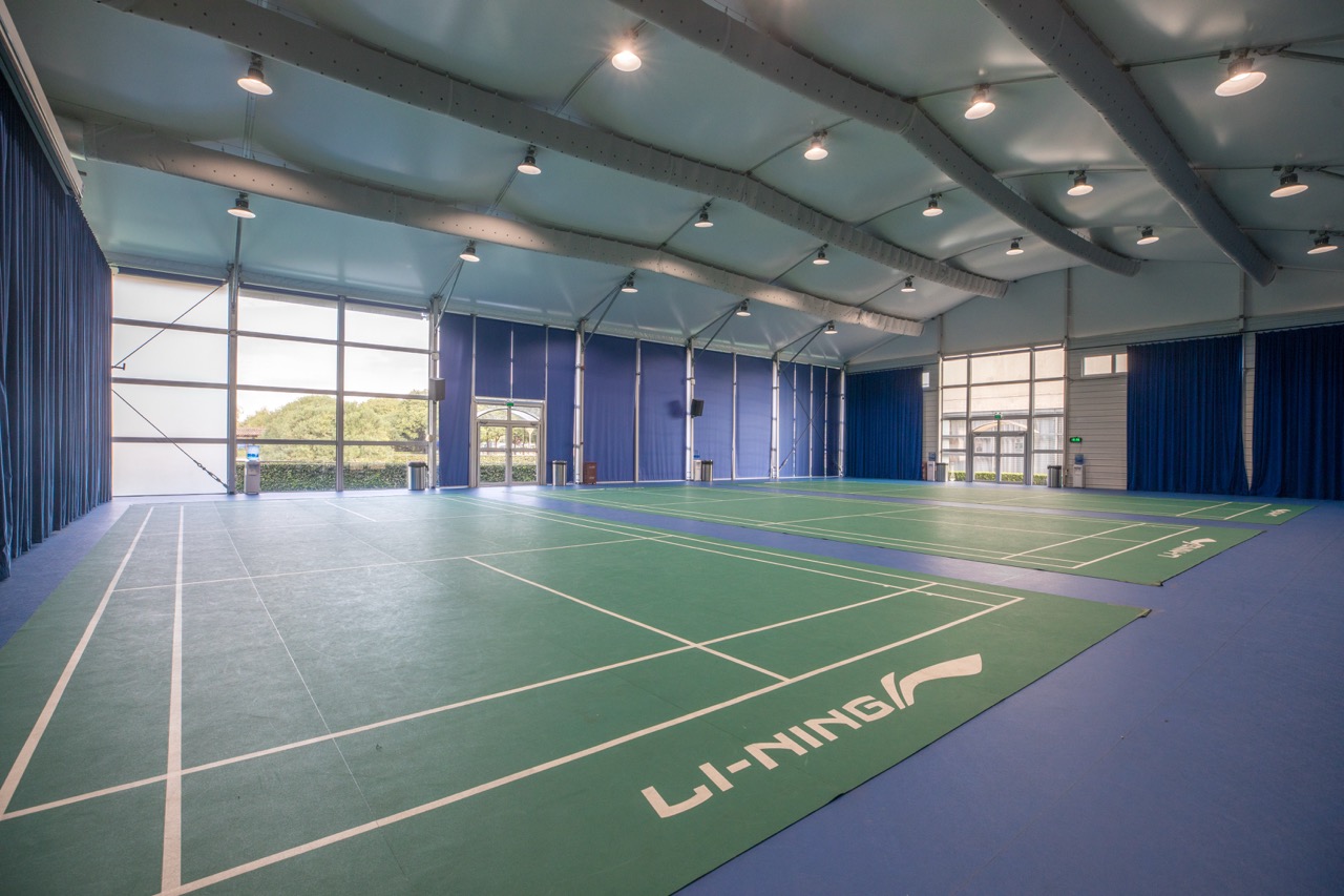 Indoor courts & athletics